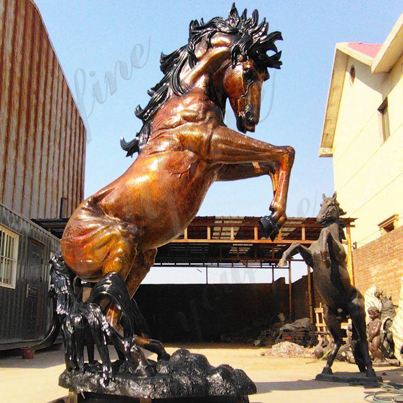 life size outdoor horse statue