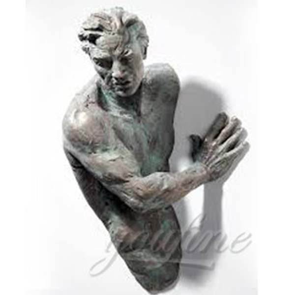 Casting Bronze Matteo Pugliese Sculpture That Emerge from Walls - YouFine News - 2