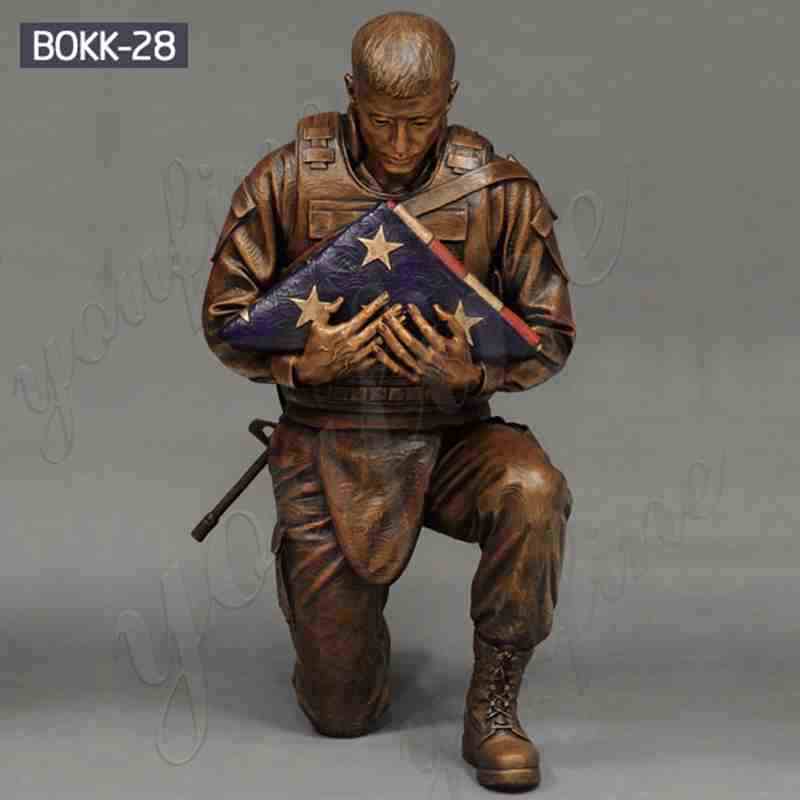 Outdoor Casting Bronze Soldier Statue Holding Folded Flag for Sale BOKK-28 - Bronze Military Statues - 1