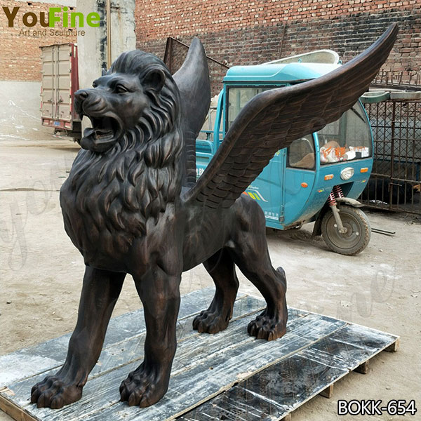 High Quality Bronze Flying Lion Metal Sculpture for Sale