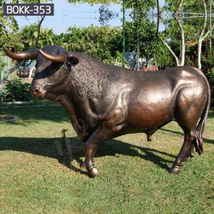 Bronze Life-Size Bull Statue for Outdoor Garden Decor for Sale BOKK-353