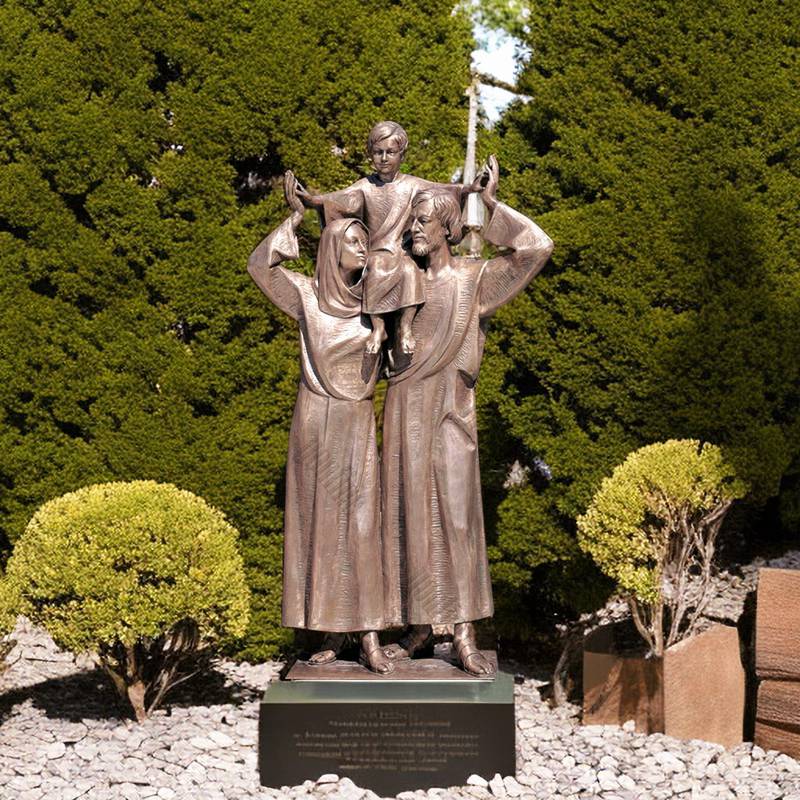 mary joseph and baby jesus statue