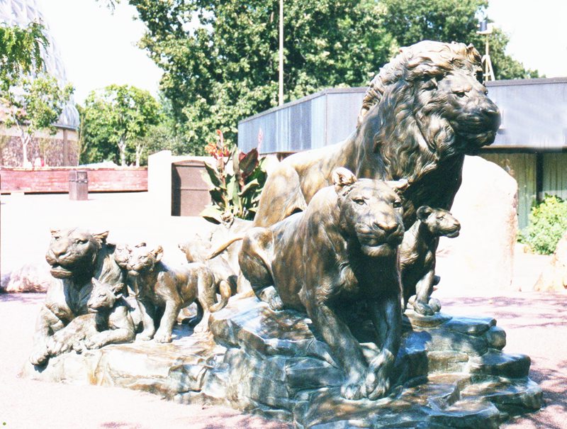 Bronze Family Lion Statue BOKK-863 - Bronze Lion Statues - 3