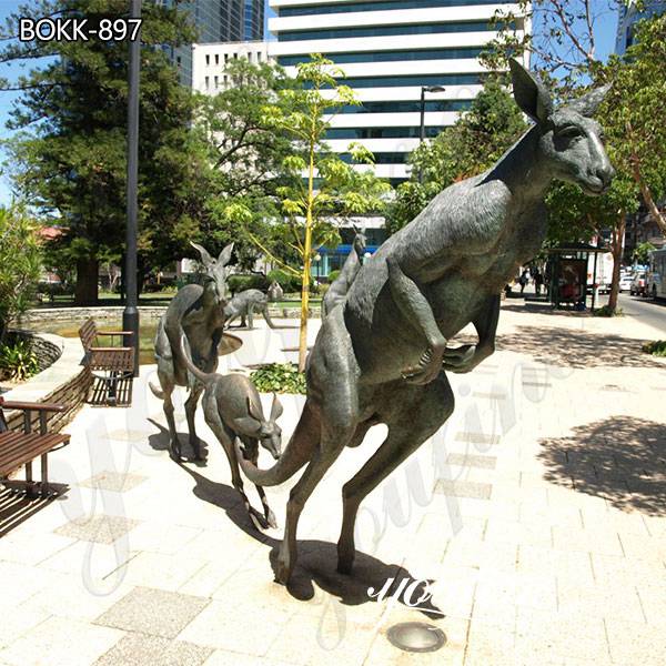 Bronze Standing kangaroo Sculpture Garden Decor for Sale