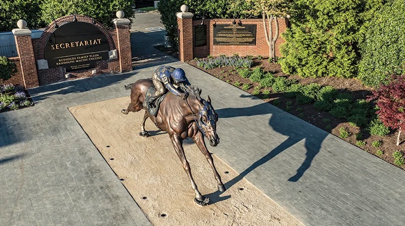Secretariat Racing Into History statue