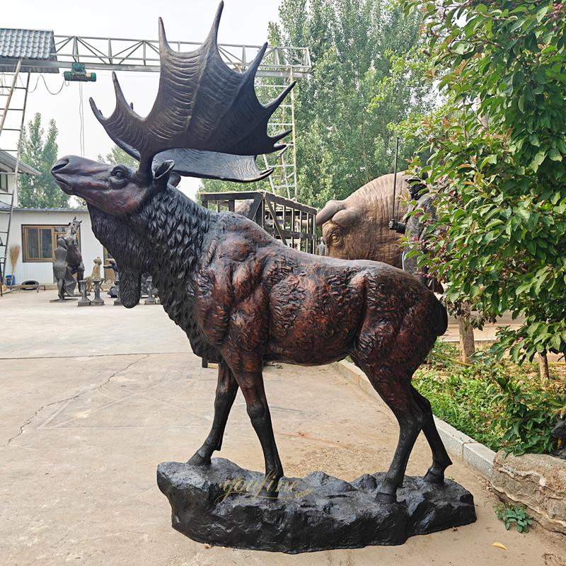 wild animal bronze Life-size Moose Statue