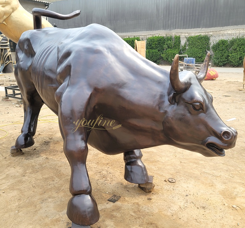 bull stock market sculpture