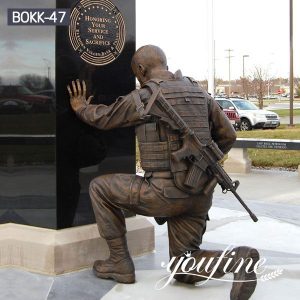 Kneeling Bronze Soldier Sculpture Memorial Hero Manufacturer BOKK-47