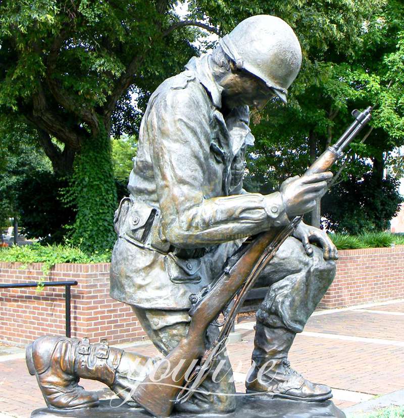 Kneeling Bronze Soldier Sculpture Memorial Hero Manufacturer BOKK-47 - Bronze Military Statues - 11