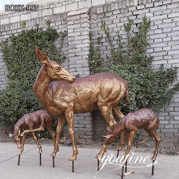 Life Size Bronze Doe and Fawn Statues Zoo Ornament