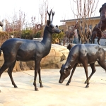 bronze Couple Deer sculpture in factory