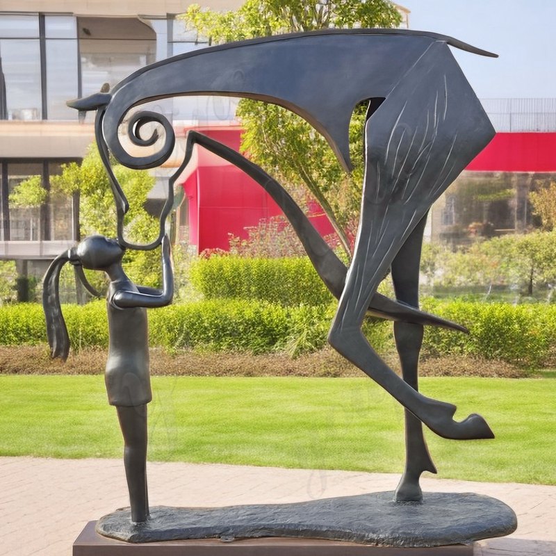 horse sculpture