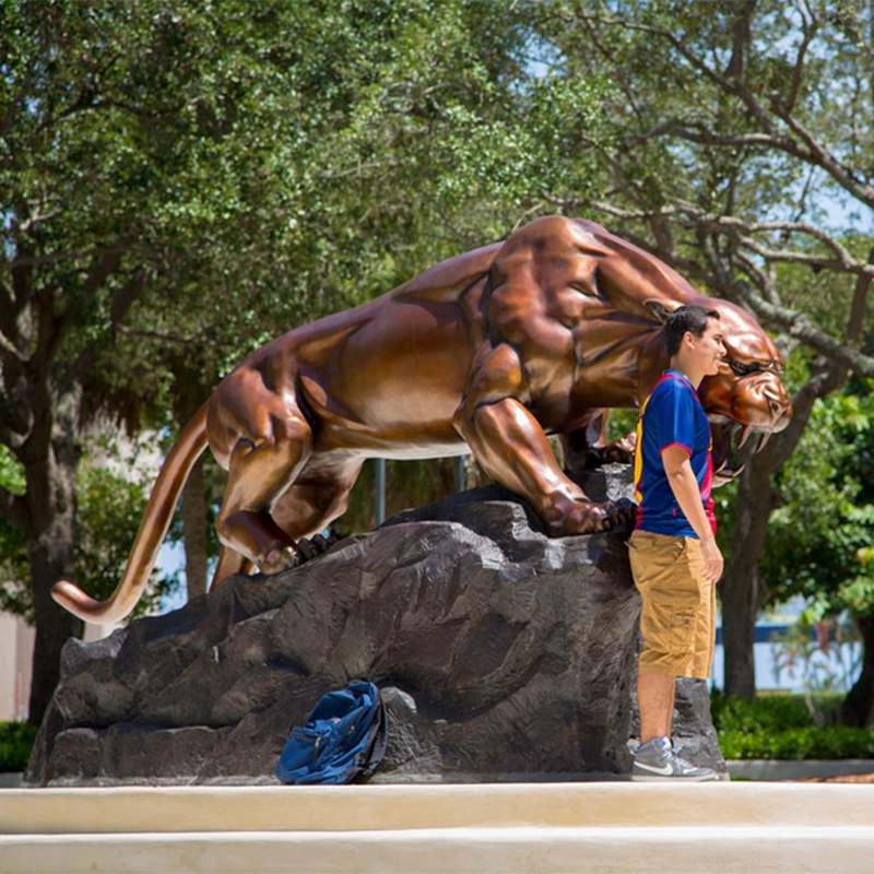 bronze-panther-sculpture