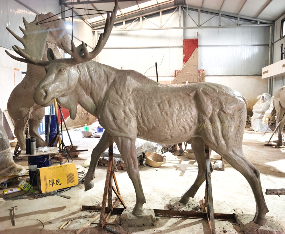 Giant Moose Statue clay model