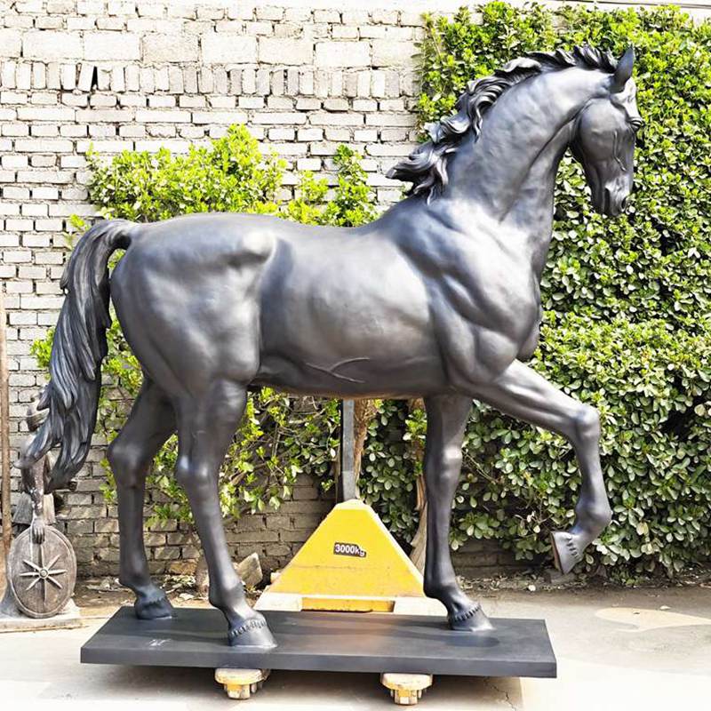 life size horse statues