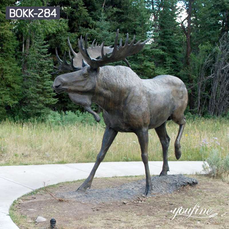 outdoor moose statue