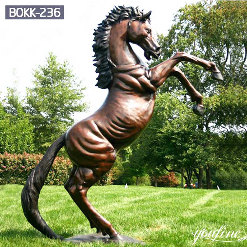 Outdoor Horse Sculpture Details