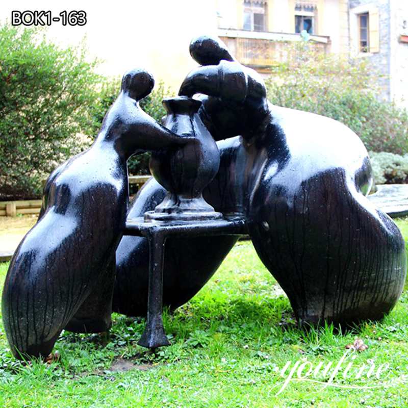 Fat Statue Details: