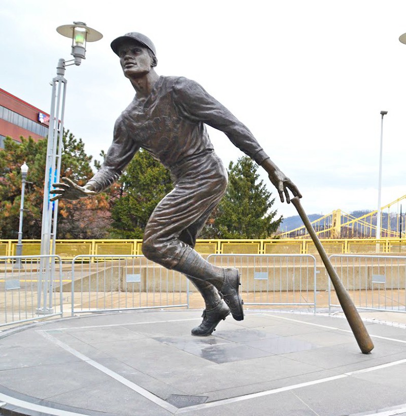 Bronze Baseball Player Statue Roberto Clemente Walker Gym Lawn Decor for Sale BOK1-080 - Bronze Famous Sculpture - 10