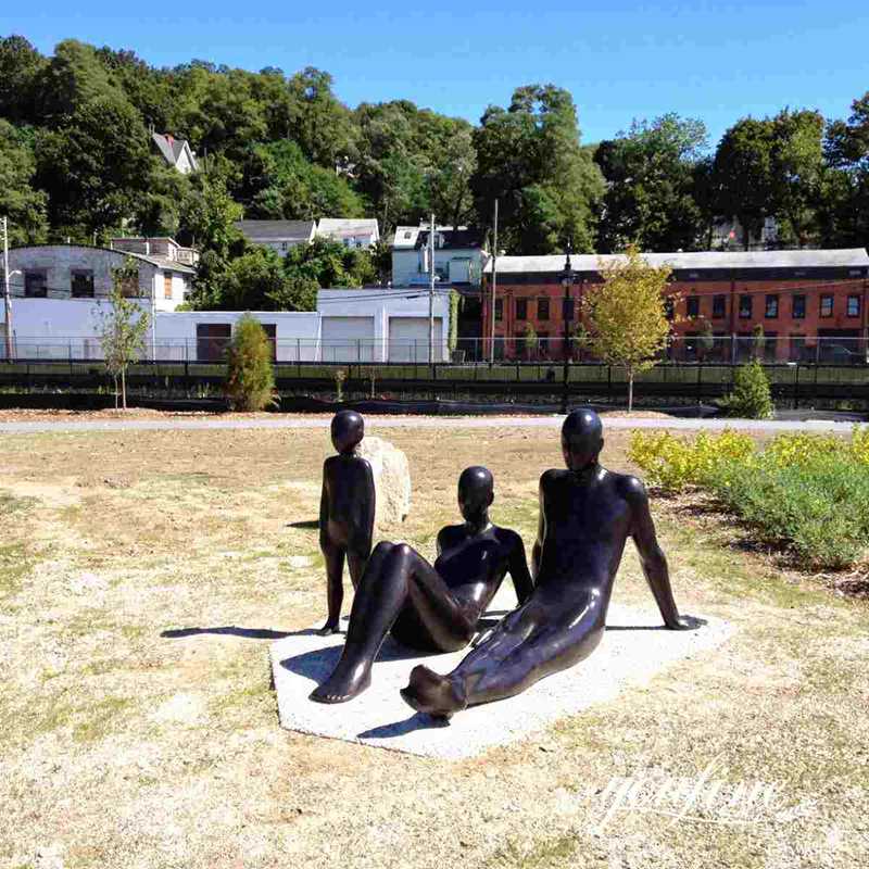 Tide--Life-Size Abstract Bronze Figures Family Watching Sea Sculpture for Sale BOK1-165 - Bronze Figure Sculpture - 3