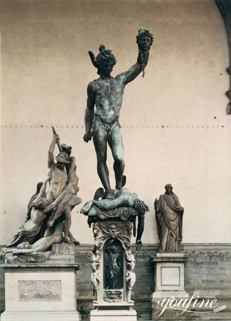 Where is the Perseus Statue? - YouFine News - 7