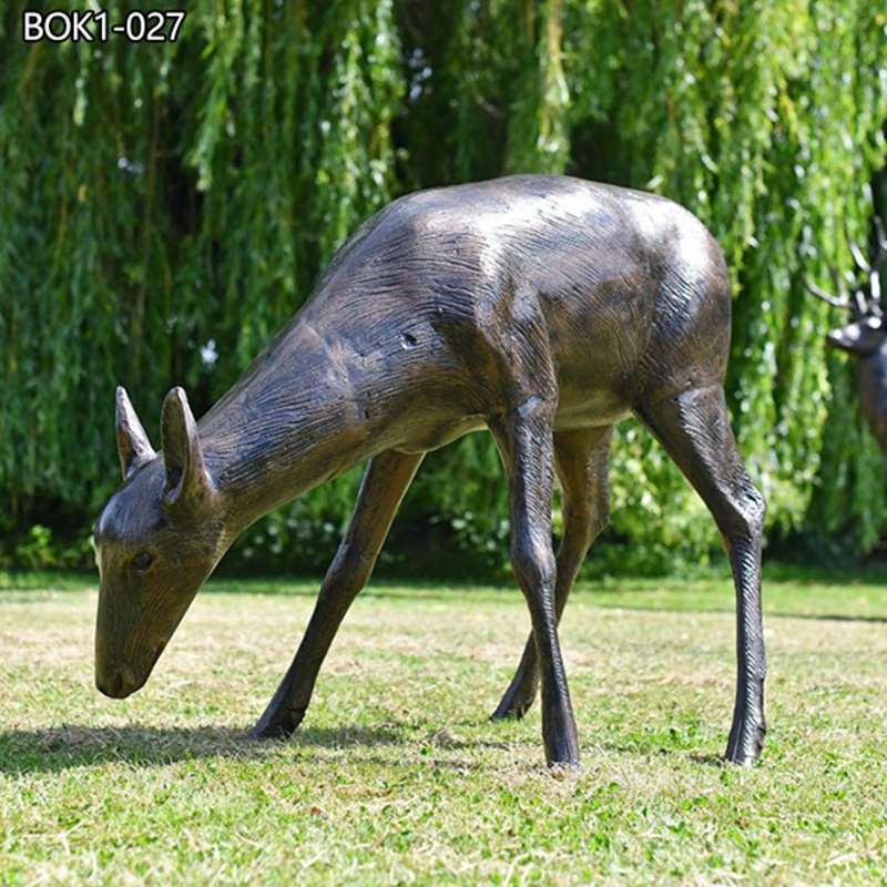 onze Deer Statue Details: