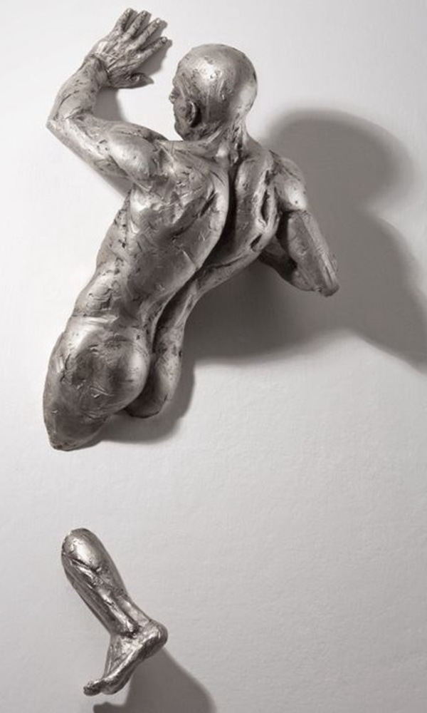 Matteo Pugliese man statue-YouFine Sculpture
