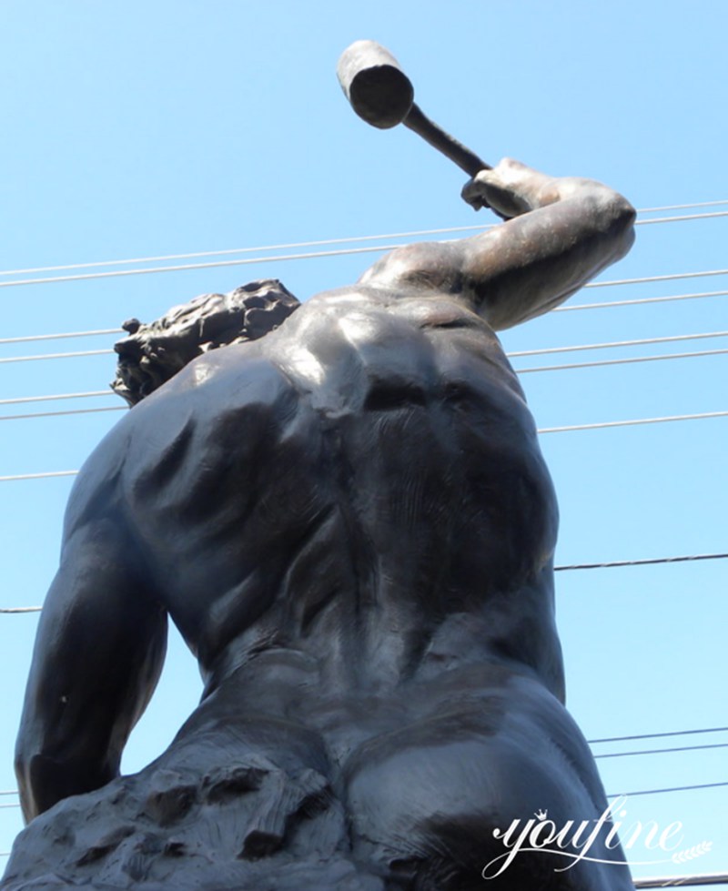 Outdoor-Cast-Bronze-Man-Statue-600x734