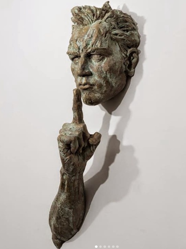 keep quiet man statue-YouFine Sculpture
