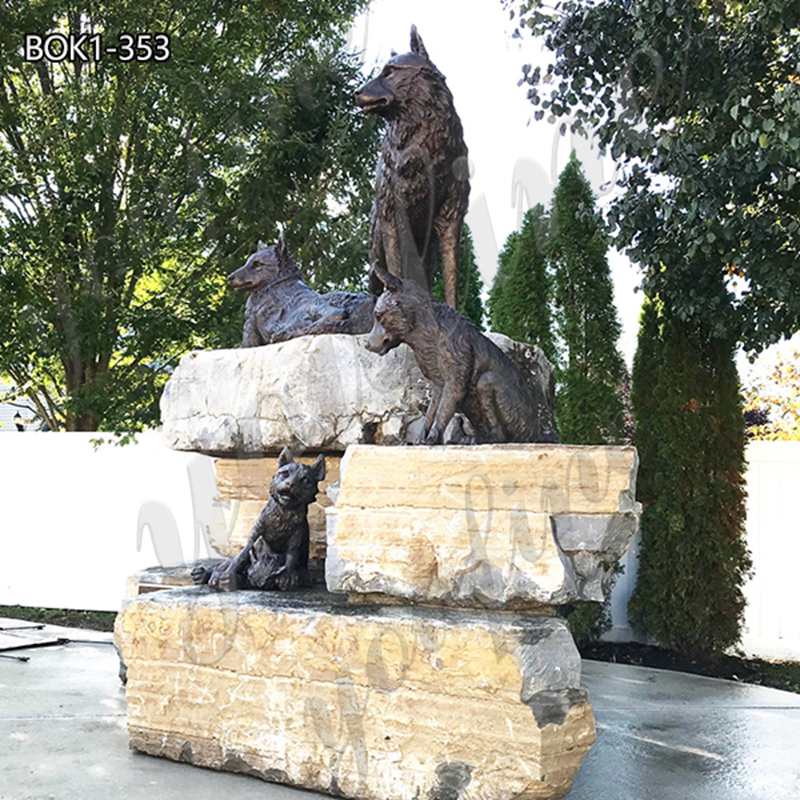 black wolf sculpture-YouFine Sculpture