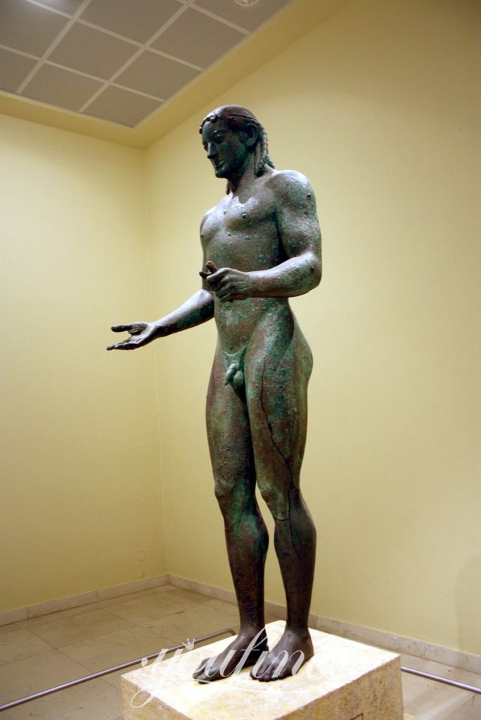 What Was the function of the Anavysos Kouros Statue? - Blog - 4