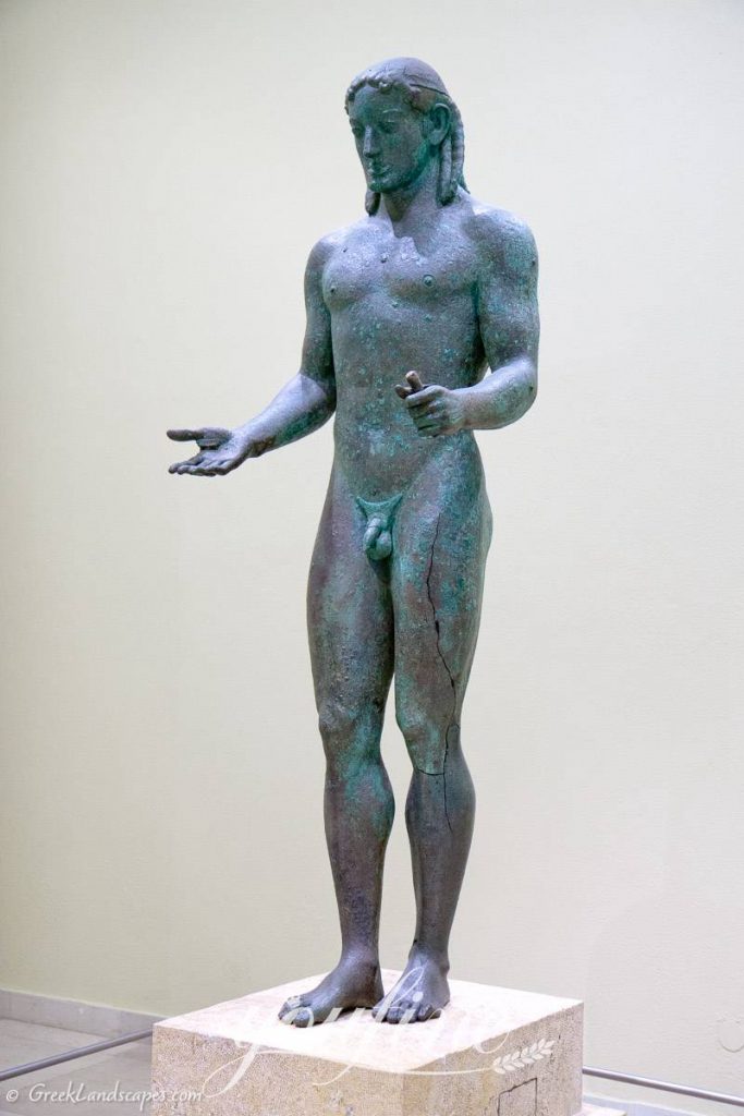 What Was the function of the Anavysos Kouros Statue? - Blog - 5