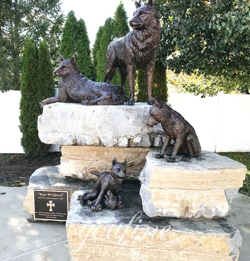 Life-size Bronze Wolf Garden Family Statue Outdoor Art BOK1-353 - Bronze Wolf Statue - 3