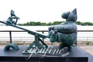 The Fattest Cat Statue  Le Chat Philippe Geluck Cartoon Art