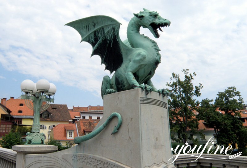 Bronze dragon in love statue-YouFine Sculpture