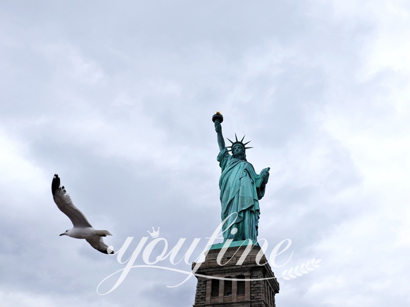 could-you-go-inside-the-statue-of-liberty-2022-YouFine-Sculpture