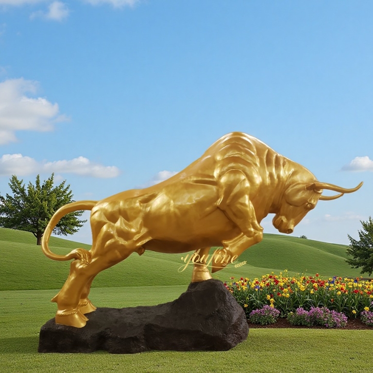 gold bull statue