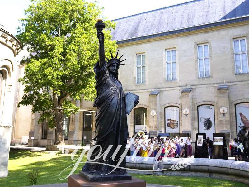 is the crown of the sculpture of liberty open-YouFine Sculpture