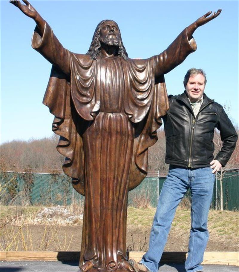 An amazing Bronze Jesus Statue Located Underwater - Showcase - 5