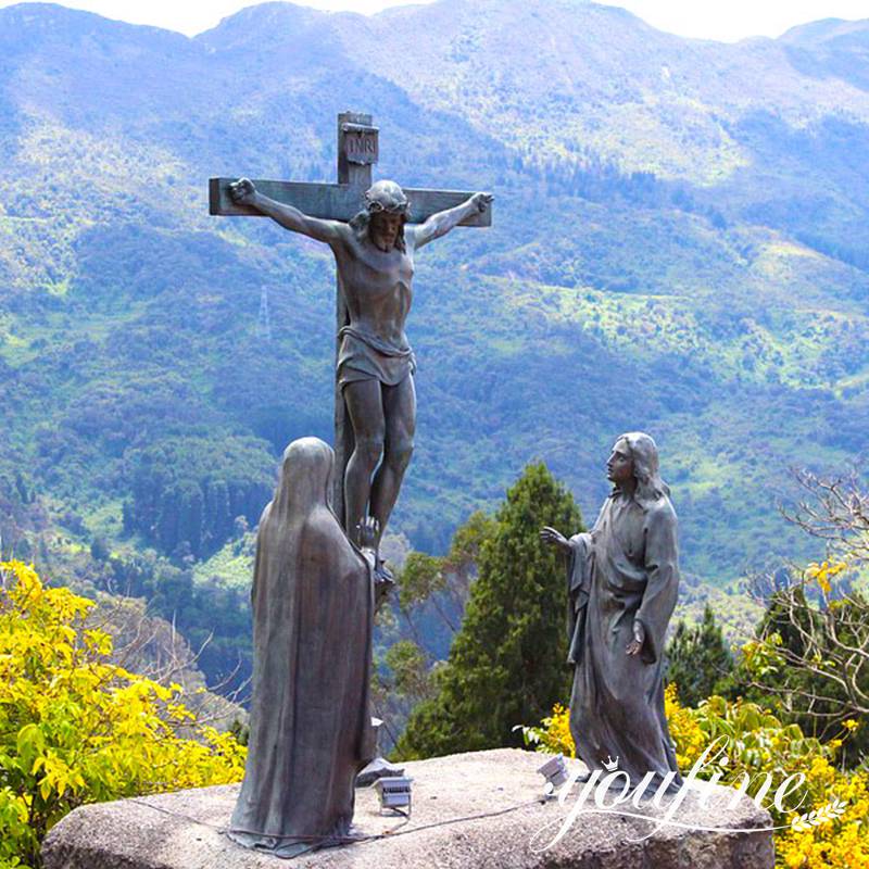 An amazing Bronze Jesus Statue Located Underwater - Showcase - 6