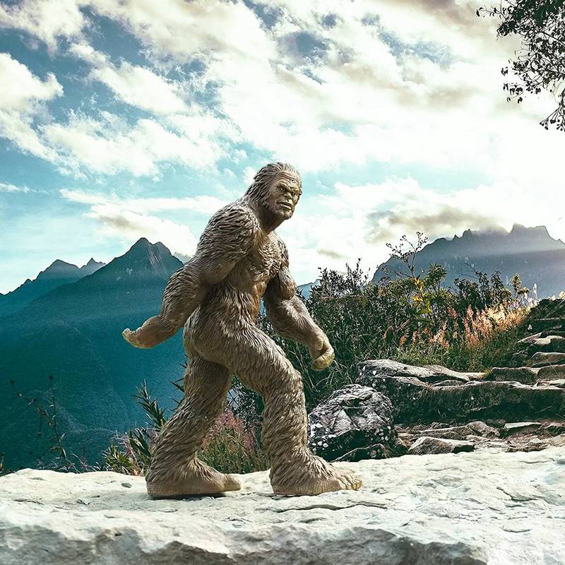 Custom Life Size Bigfoot Stunning Statue YouFine Sculpture