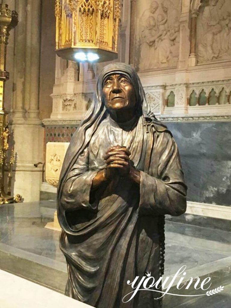 cast bronze mother Teresa statue-YouFine Sculpture.