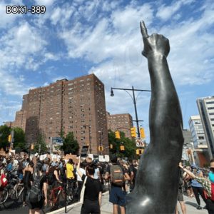 Custom Bronze Giant Arm Statue for Public Squares Wholesaler BOK1-389