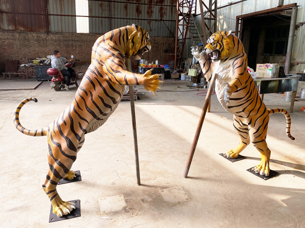 Custom Made Fighting Tiger Garden Statue BOKK-946 - Bronze Tiger Statue - 4 two Tiger Garden Sculpture