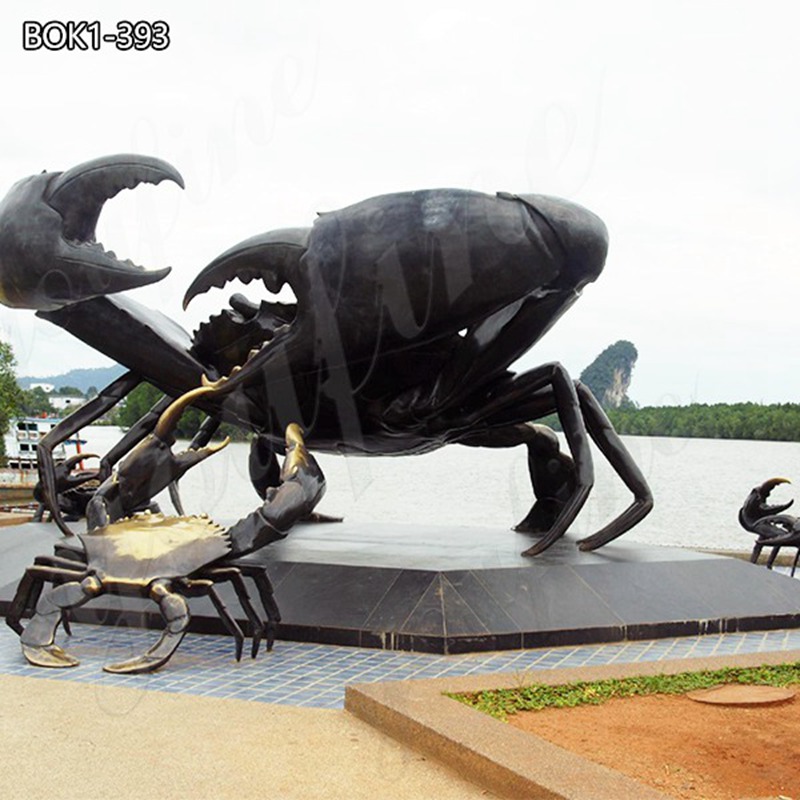 antique metal crab sculpture-YouFine Sculpture.