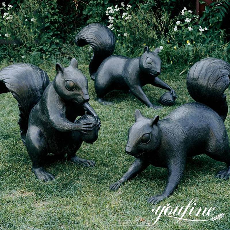 bronze squirrel sculpture-YouFine Sculpture1.1