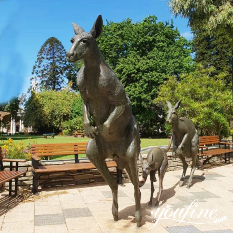 human-size kangaroo statue-YouFine Sculpture
