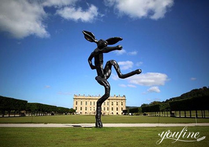 large rabbit statues of Barry Flanagan-2