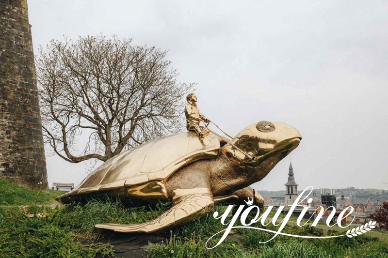 Custom large turtle sculpture for outdoor decor