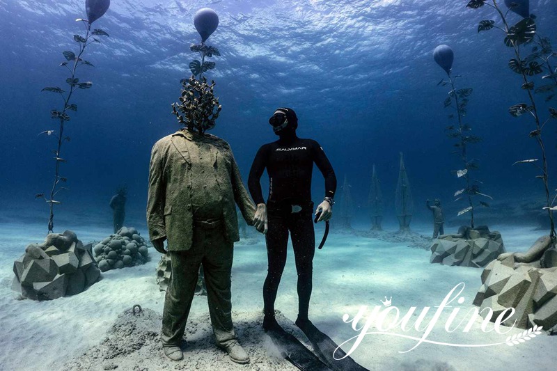 Underwater Statues - Art Hidden Underwater - Showcase - 31